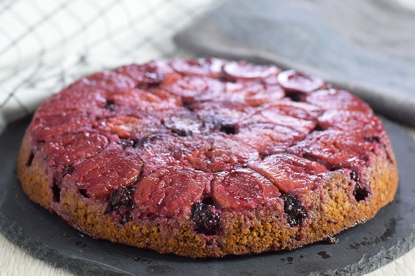 Healthy Upside Down Cake With Oats